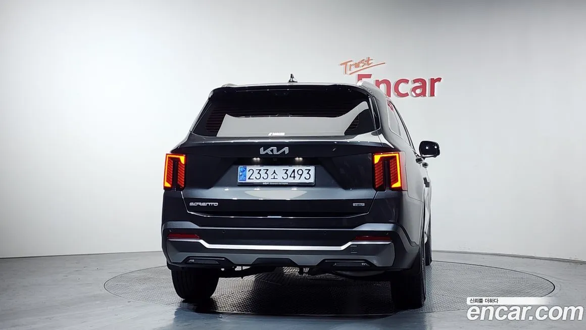 Kia Sorento — фото 10