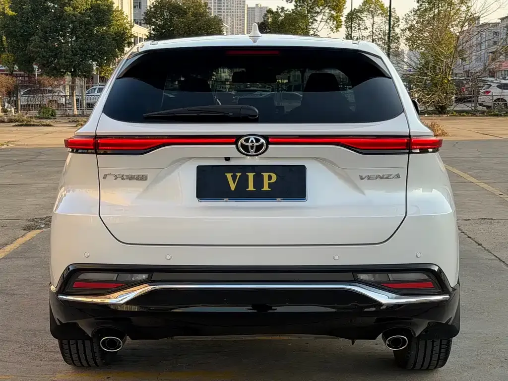 Toyota Venza 2022 из CN, фото 9