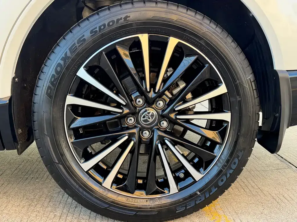 Toyota Venza 2022 из CN, фото 3