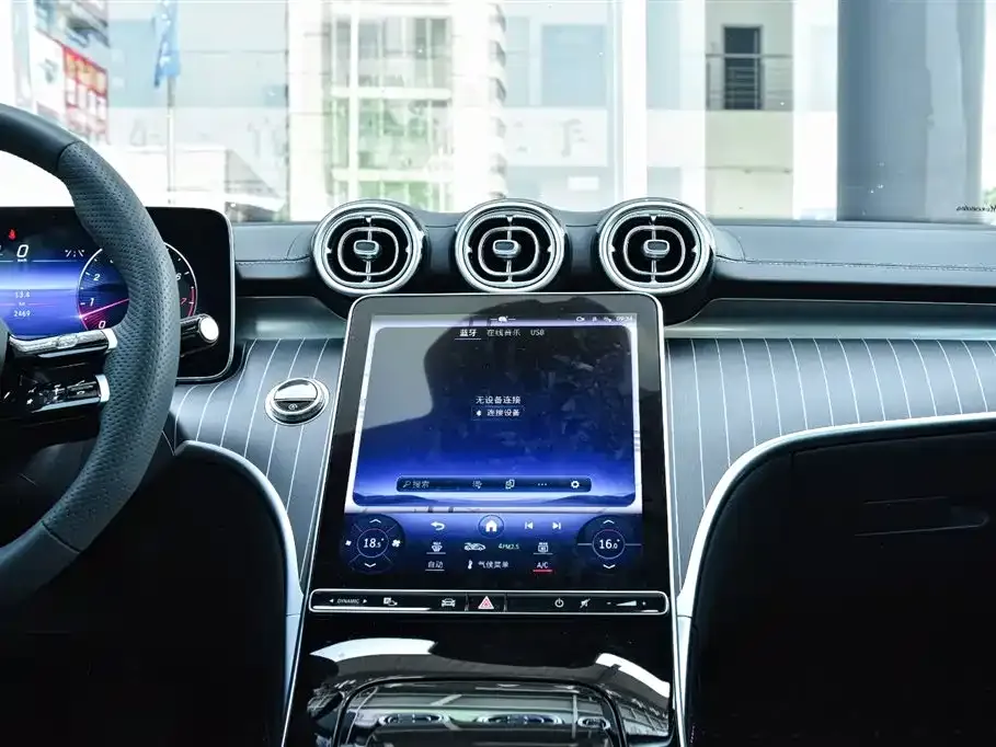 Mercedes-Benz C-Class 2024 из CN, фото 3