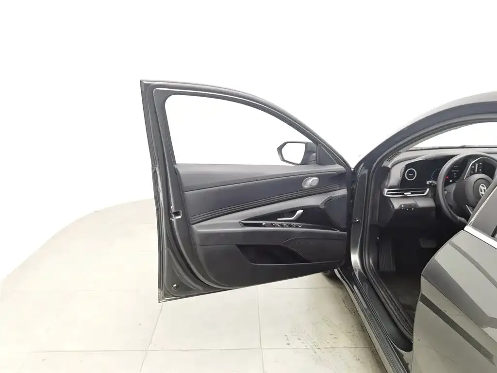 Hyundai Elantra 2024 из CN, фото 7