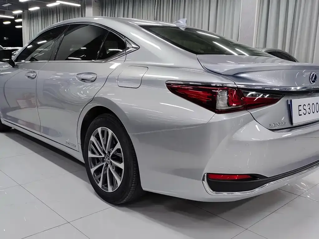 Lexus ES 2021 из CN, фото 5