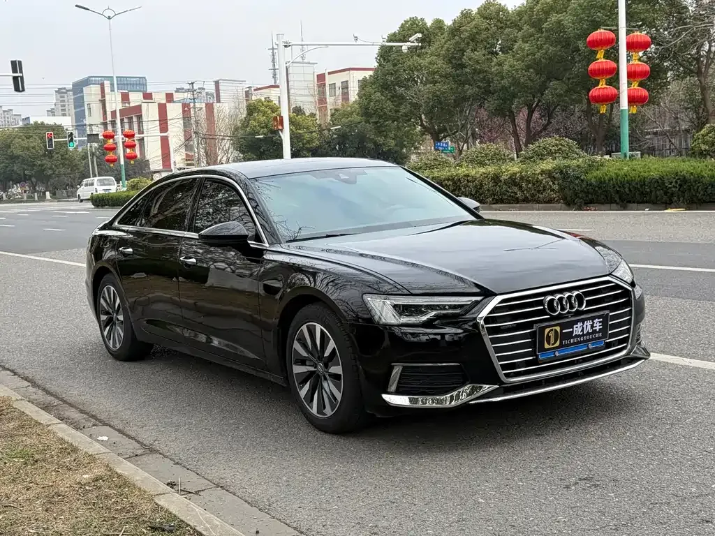 Audi A6L — фото 6