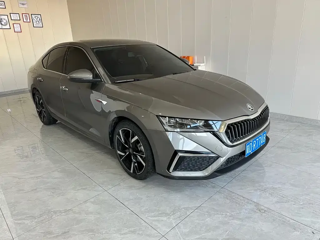 Skoda Octavia 2023 из CN, фото 10