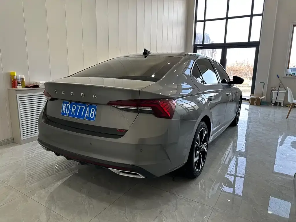 Skoda Octavia 2023 из CN, фото 5