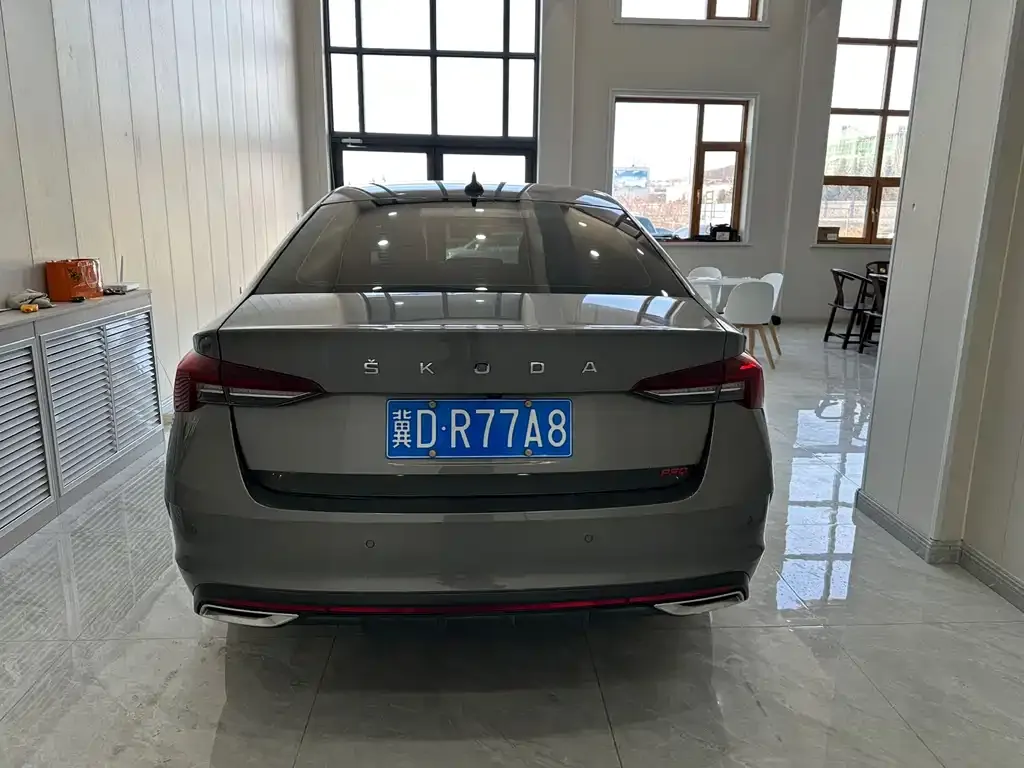 Skoda Octavia 2023 из CN, фото 3
