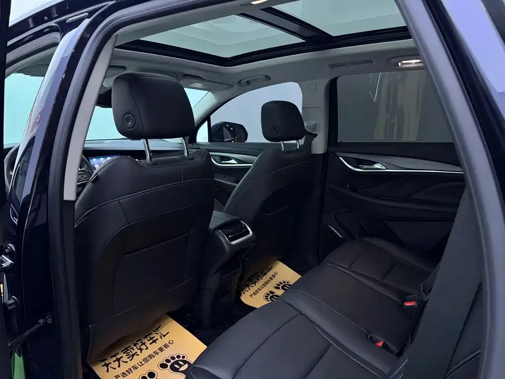 Buick Enclave — фото 10