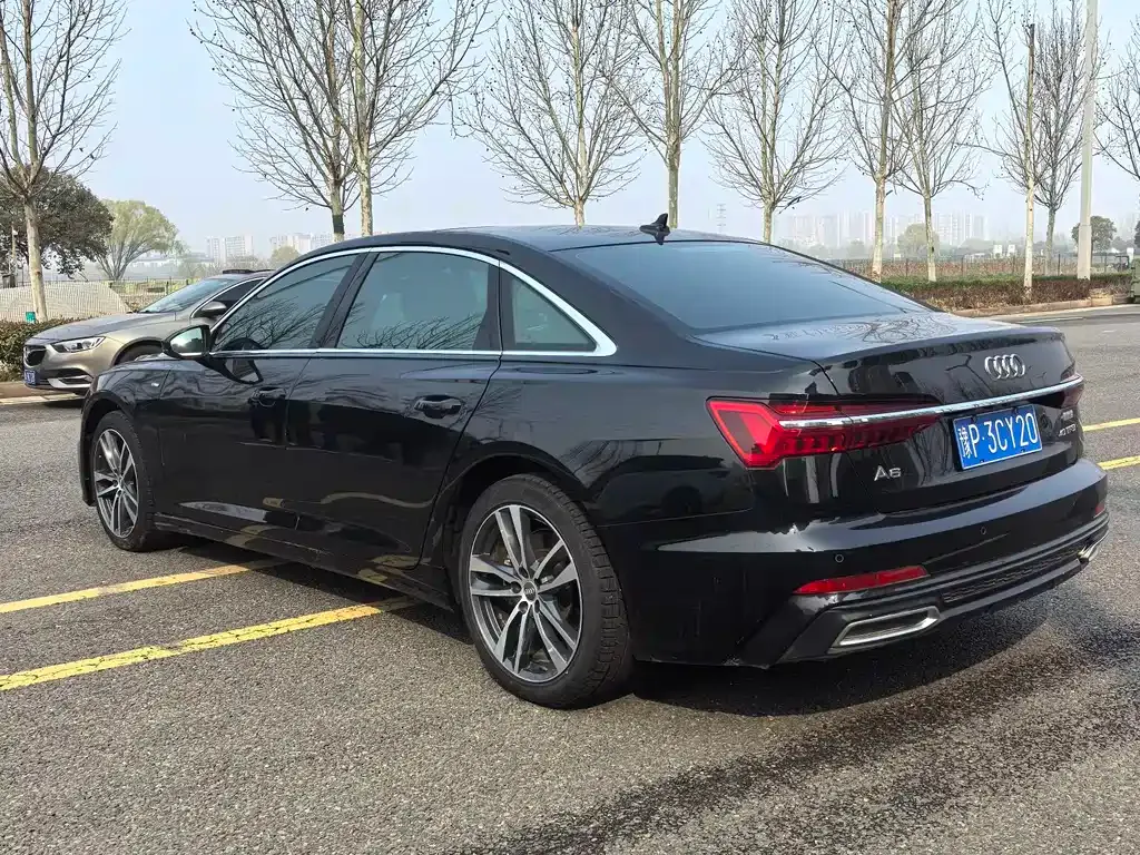 Audi A6L 2021 из CN, фото 6