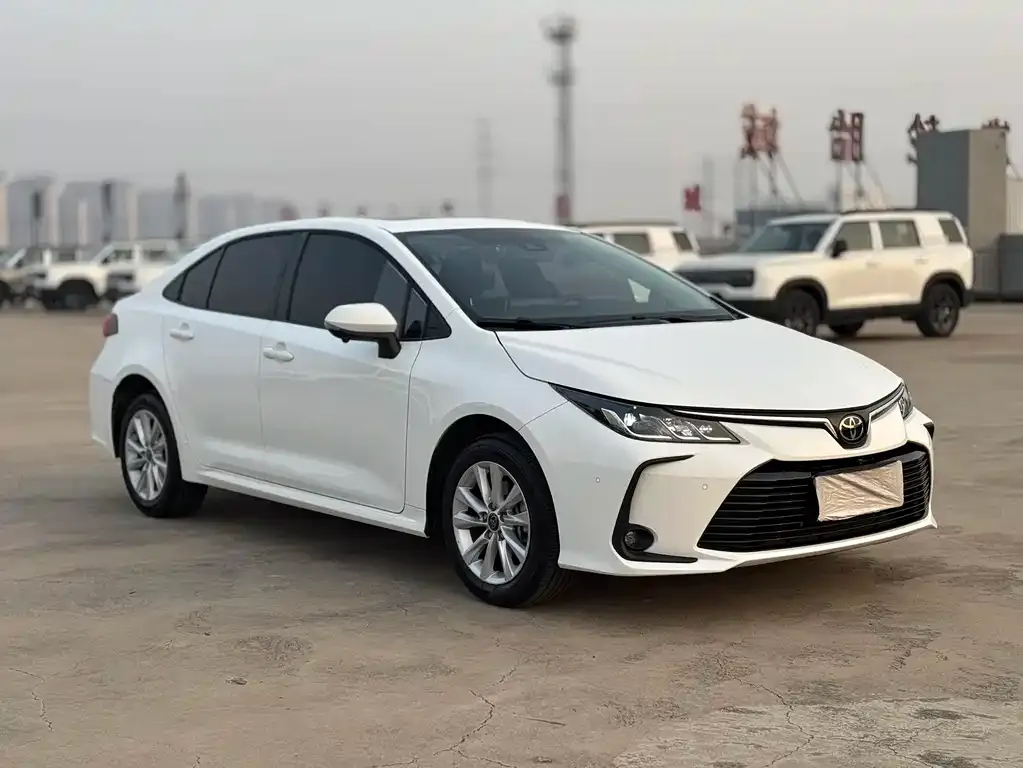 Toyota Corolla 2023 из CN, фото 4