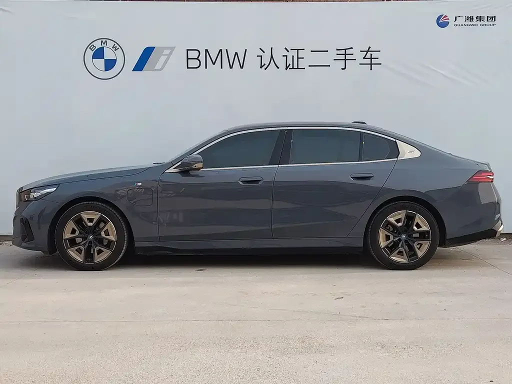 BMW i5 2024 из CN, фото 4