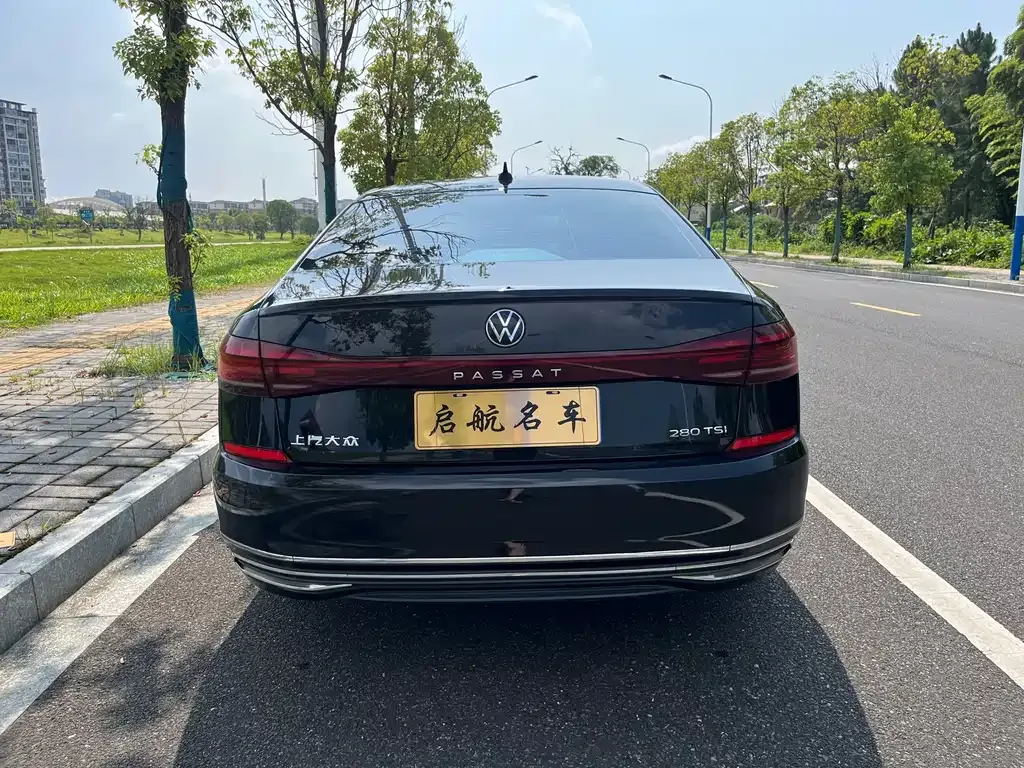Volkswagen Passat 2022 из CN, фото 8