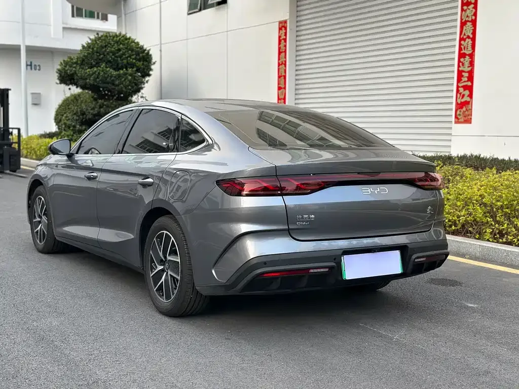 BYD Qin L 2024 из CN, фото 2