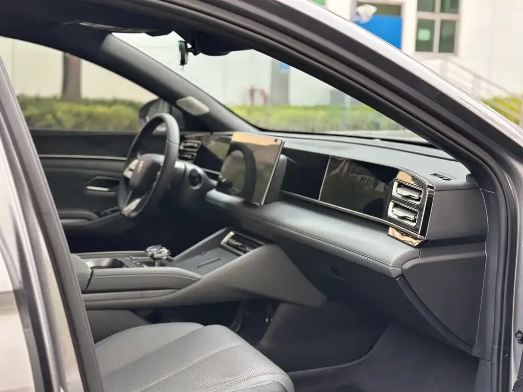 BYD Qin L 2024 из CN, фото 8