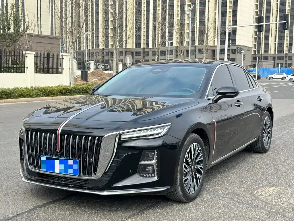 Hongqi H5 — фото 1