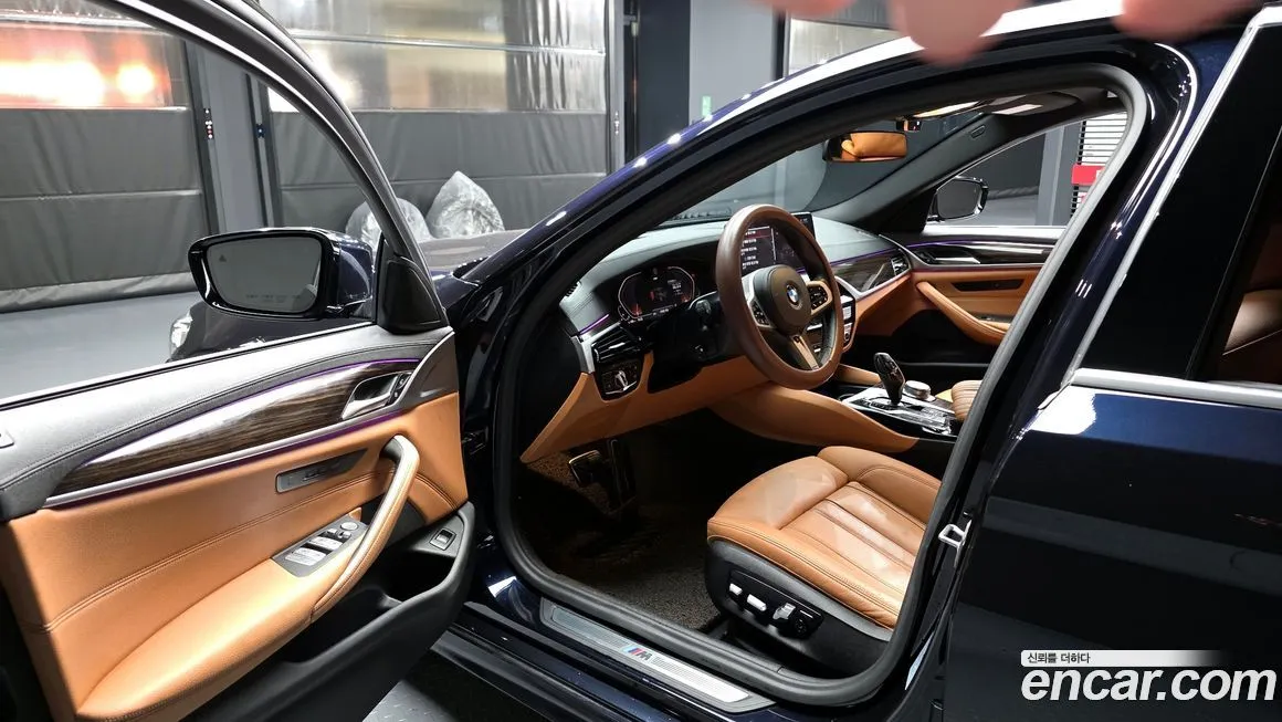 BMW 5-Series 2021 из KR, фото 10