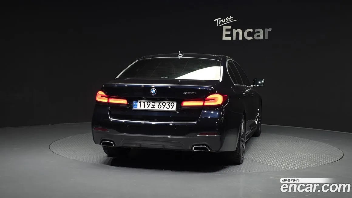 BMW 5-Series 2021 из KR, фото 3