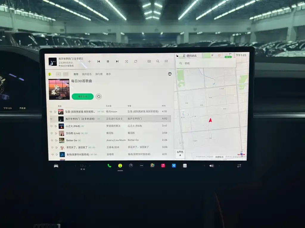 Tesla Model X — фото 2