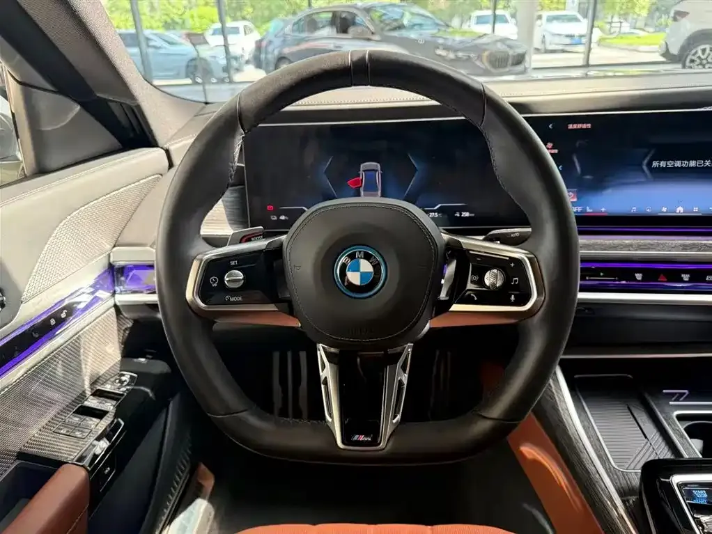 BMW i7 2024 из CN, фото 3