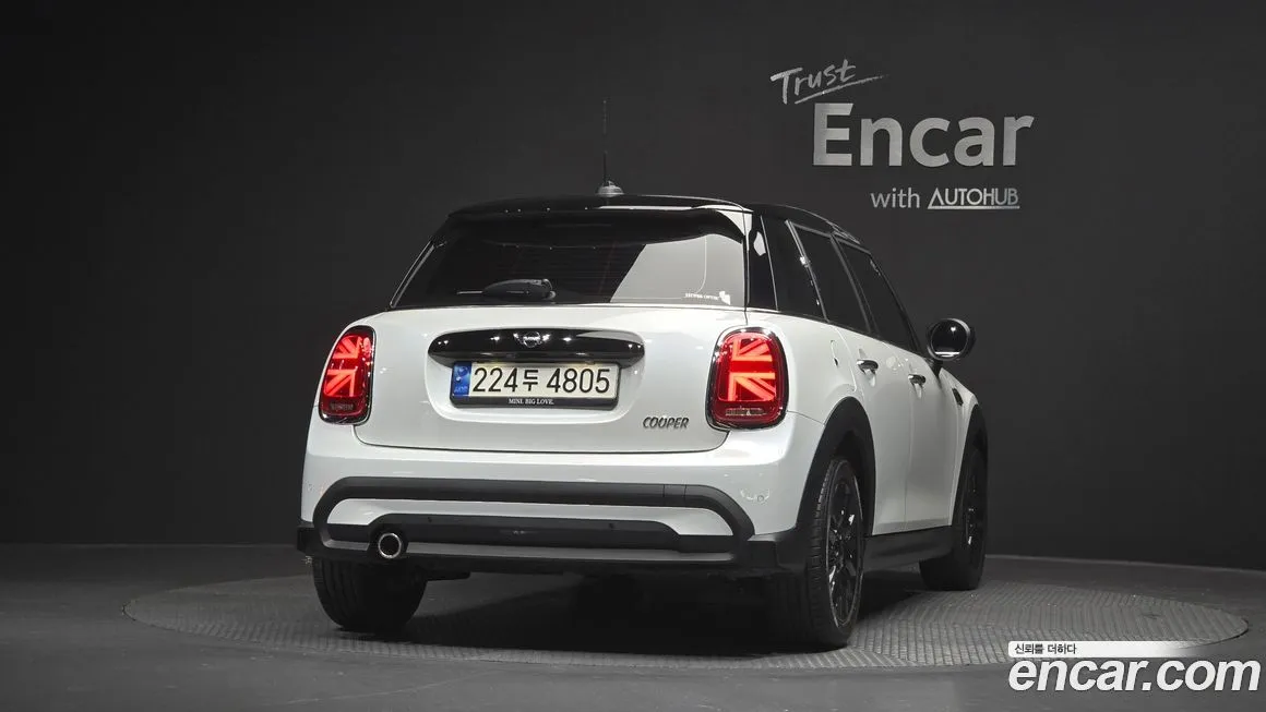 Mini Cooper 2024 из KR, фото 3