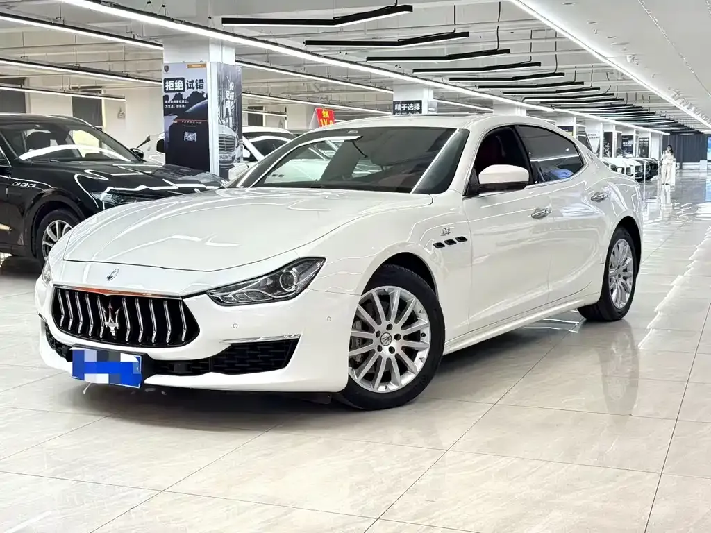 Maserati Ghibli 2023 из CN, фото 1