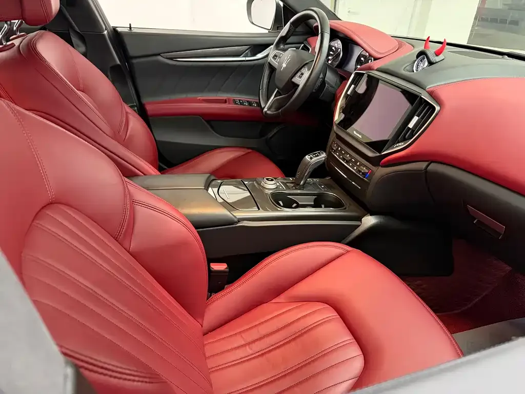 Maserati Ghibli 2023 из CN, фото 8