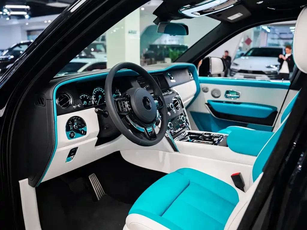 Rolls-Royce Cullinan 2022 из CN, фото 6