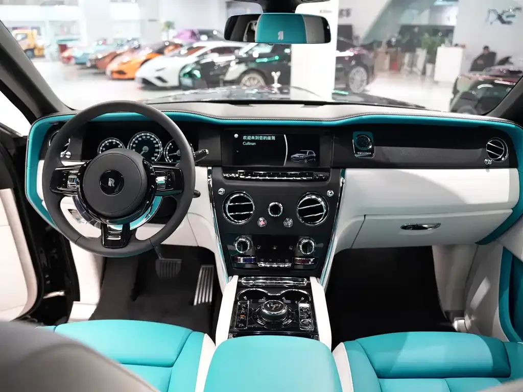 Rolls-Royce Cullinan 2022 из CN, фото 9