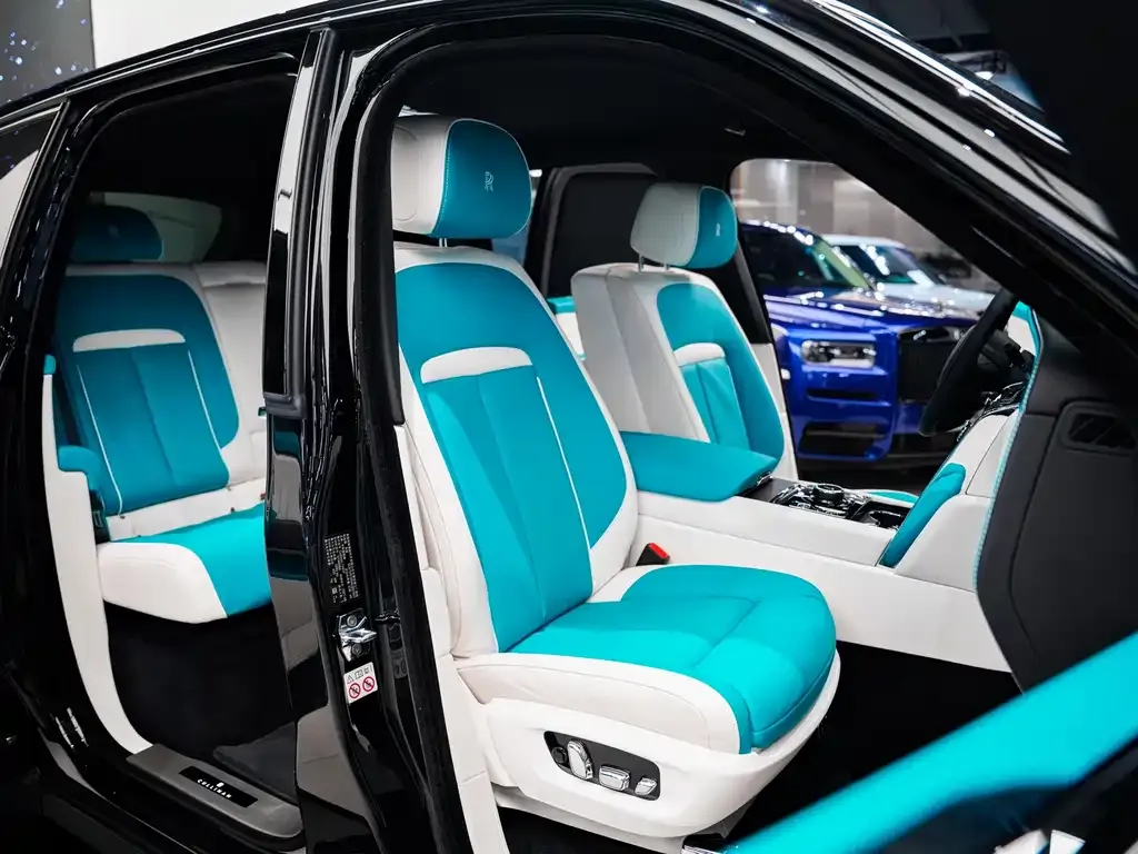 Rolls-Royce Cullinan 2022 из CN, фото 10