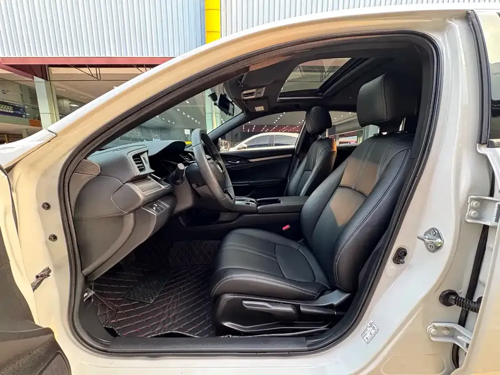 Honda Civic — фото 9