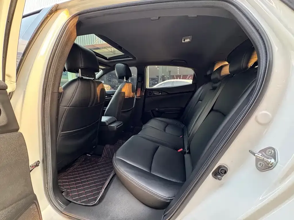 Honda Civic — фото 6