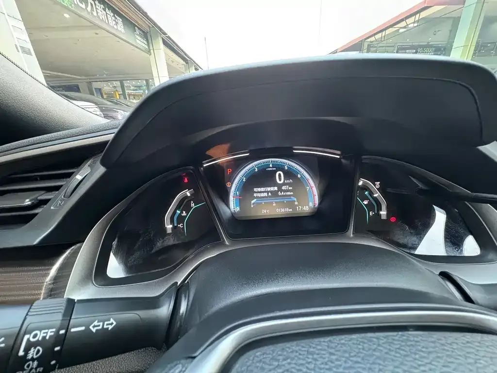 Honda Civic — фото 4