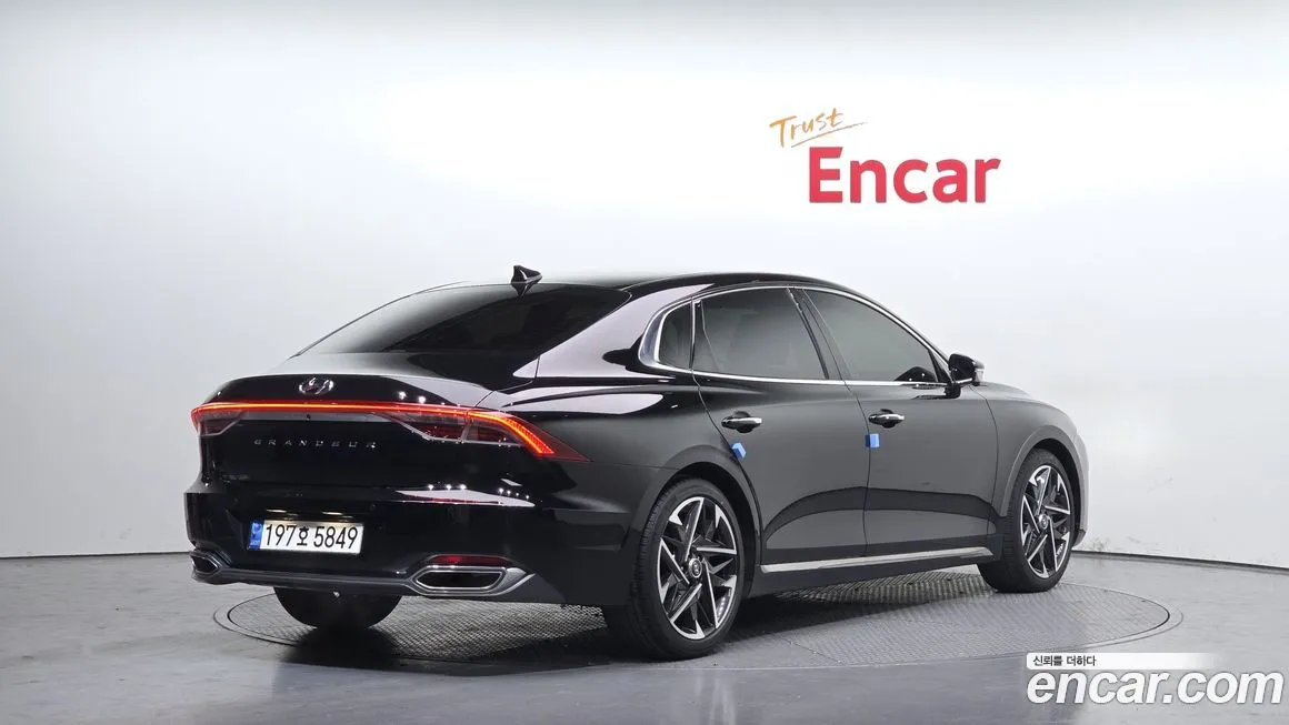 Hyundai Grandeur 2022 из KR, фото 5