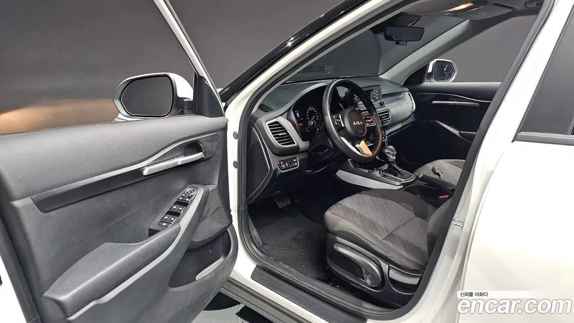 Kia Seltos 2023 из KR, фото 8