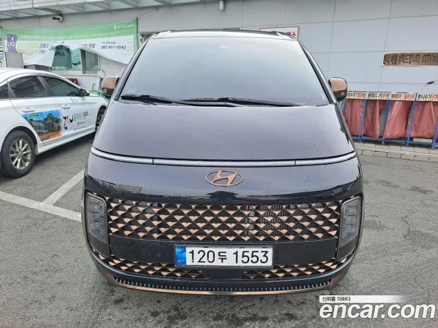 Hyundai Staria — фото 1