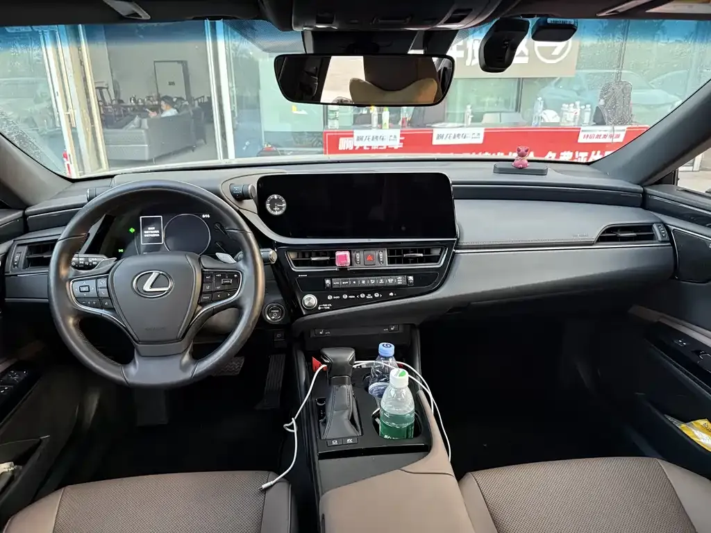Lexus ES 2023 из CN, фото 2