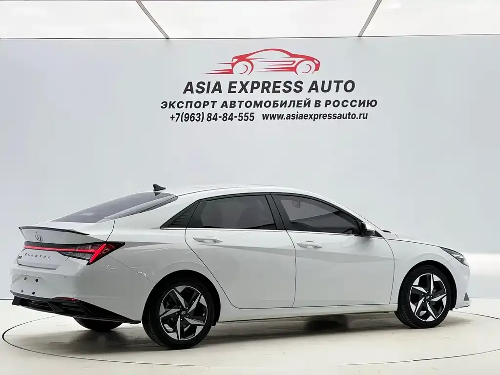 Hyundai Elantra 2023 из CN, фото 9