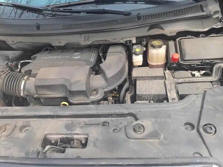 Buick GL8 2025 из CN, фото 10