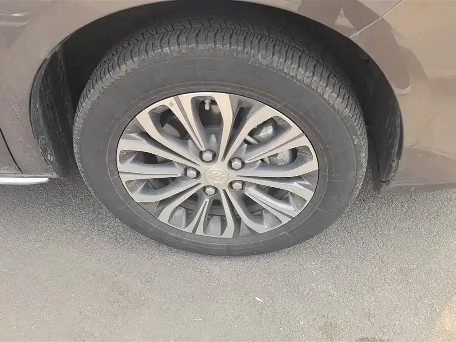 Buick GL8 2025 из CN, фото 7