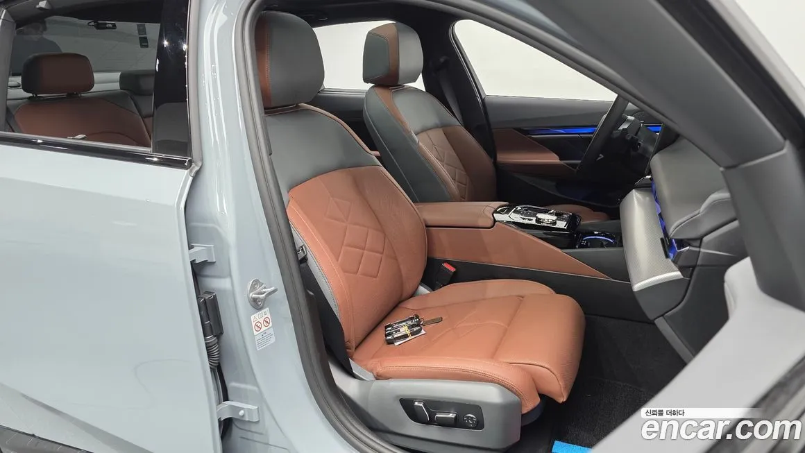 BMW 5-Series 2024 из KR, фото 10