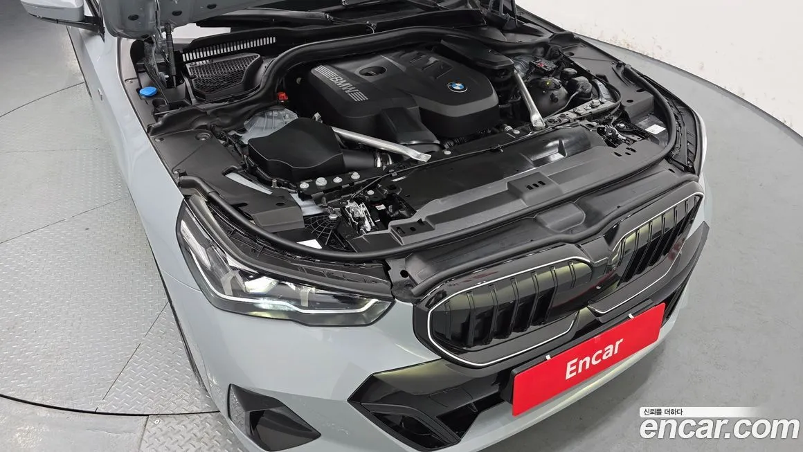 BMW 5-Series 2024 из KR, фото 9