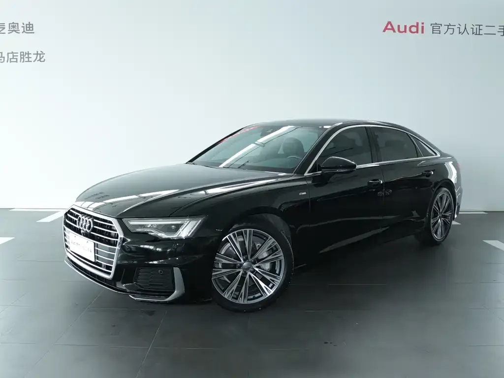 Audi A6L — фото 1