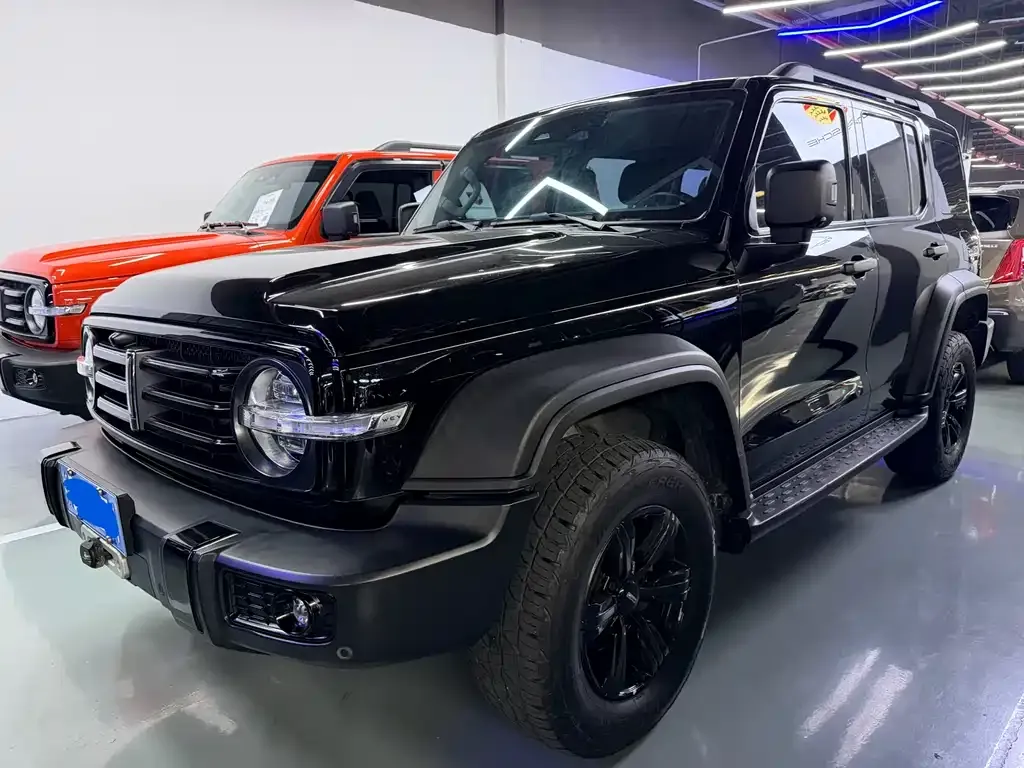 Tank 300 — фото 1
