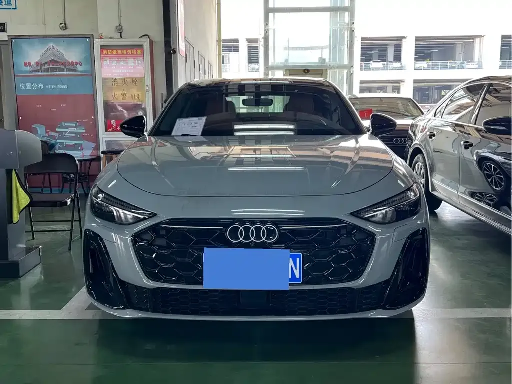 Audi A5L — фото 3