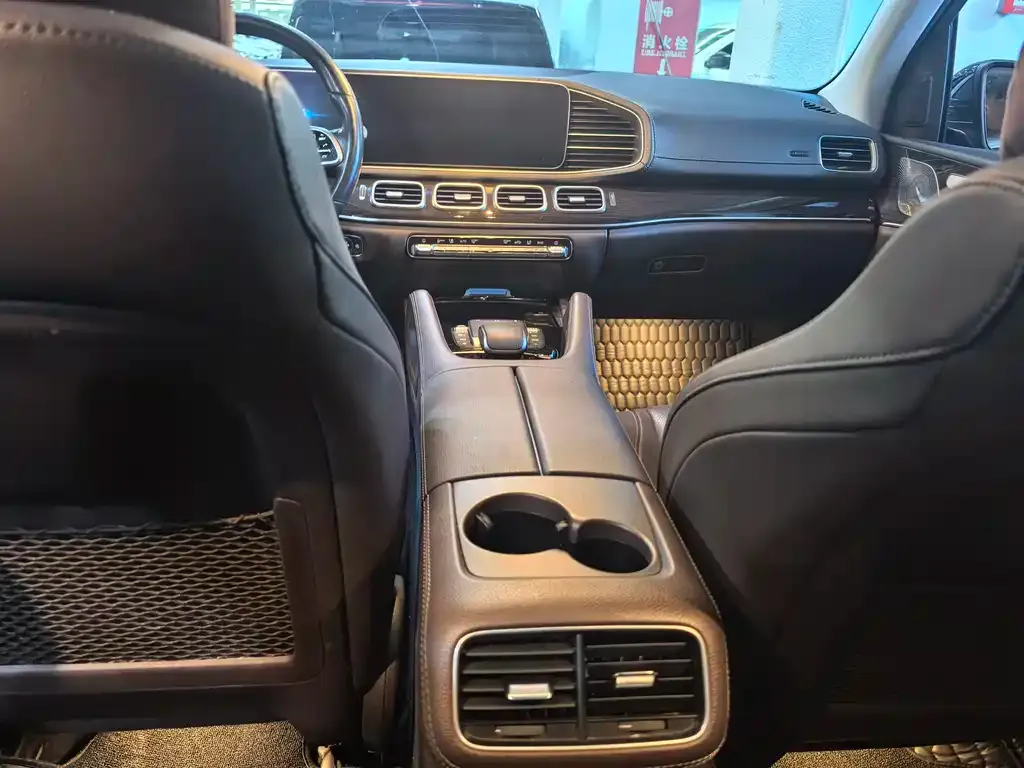 Mercedes-Benz GLE — фото 9