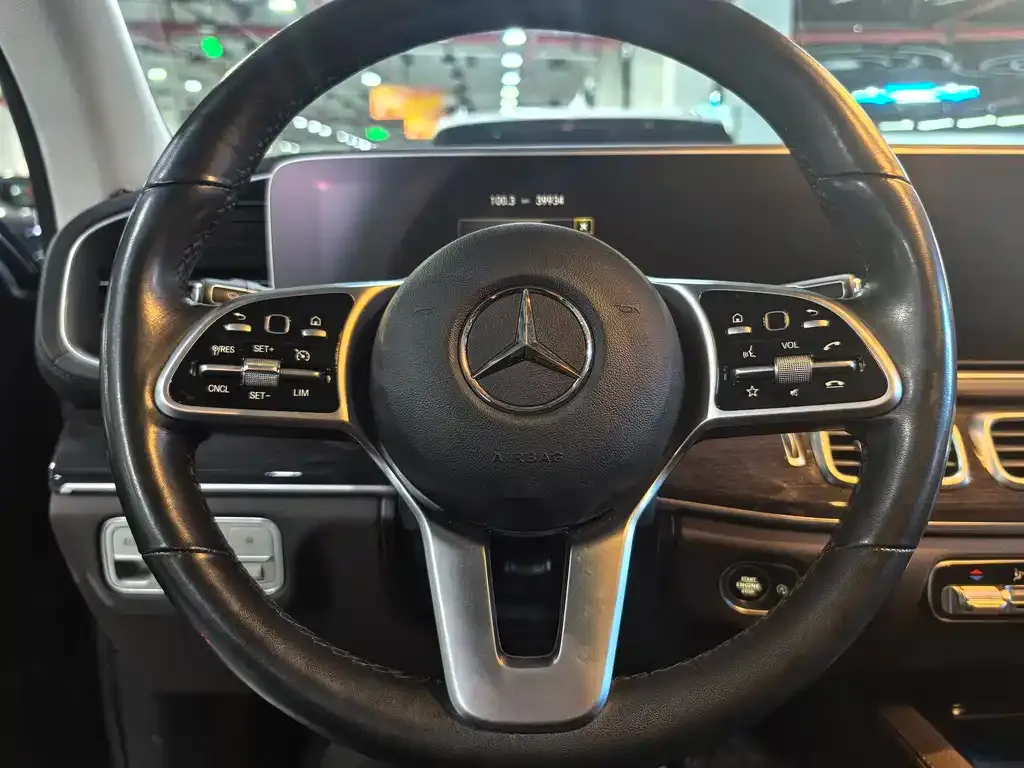 Mercedes-Benz GLE — фото 8