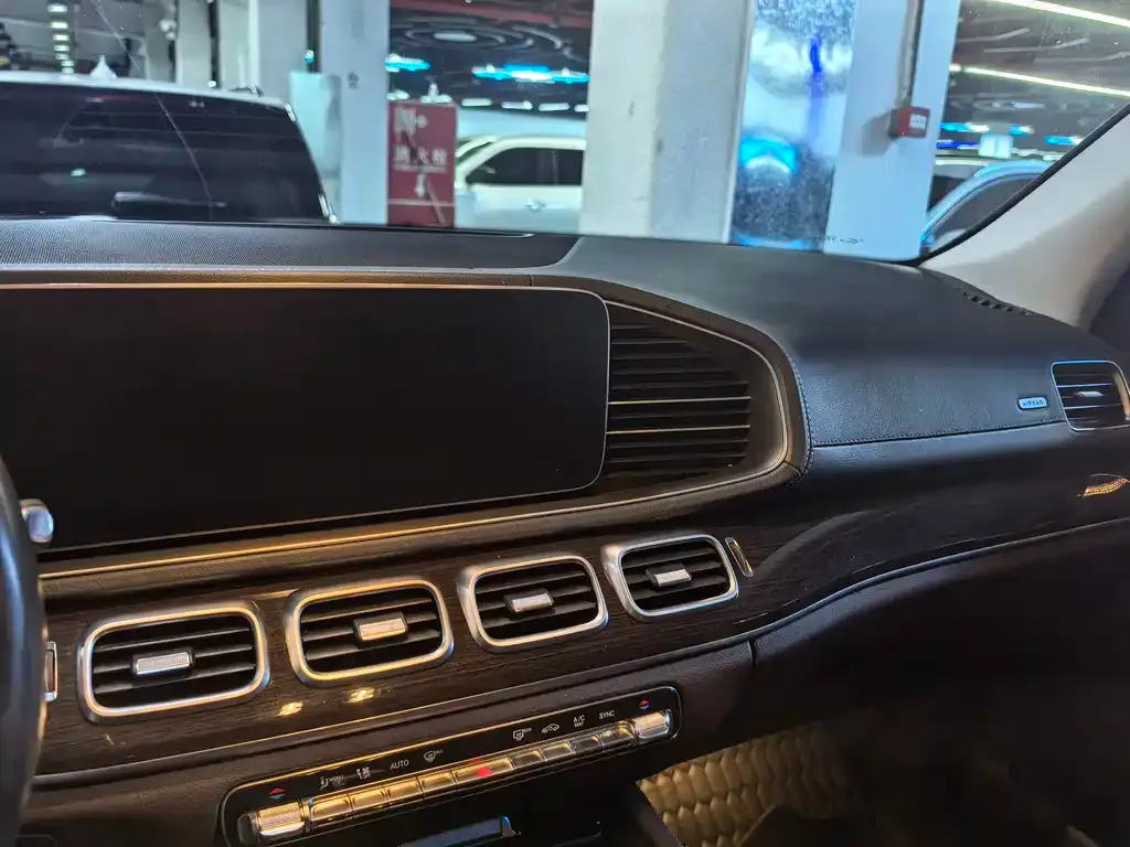 Mercedes-Benz GLE — фото 10
