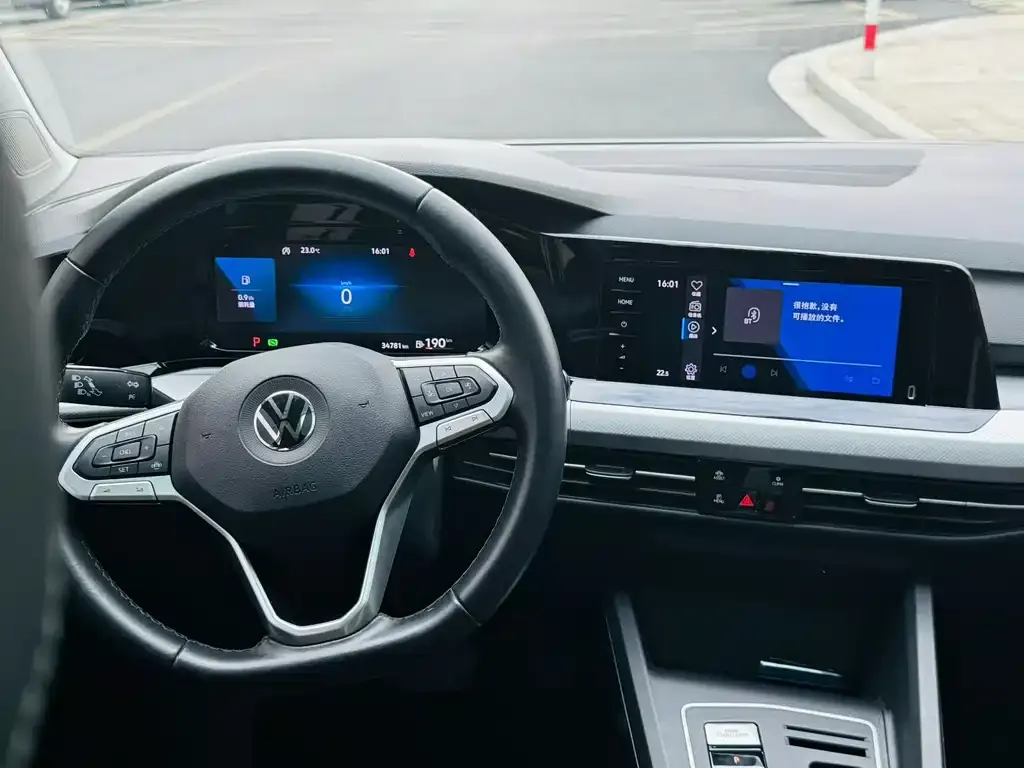 Volkswagen Golf 2021 из CN, фото 6