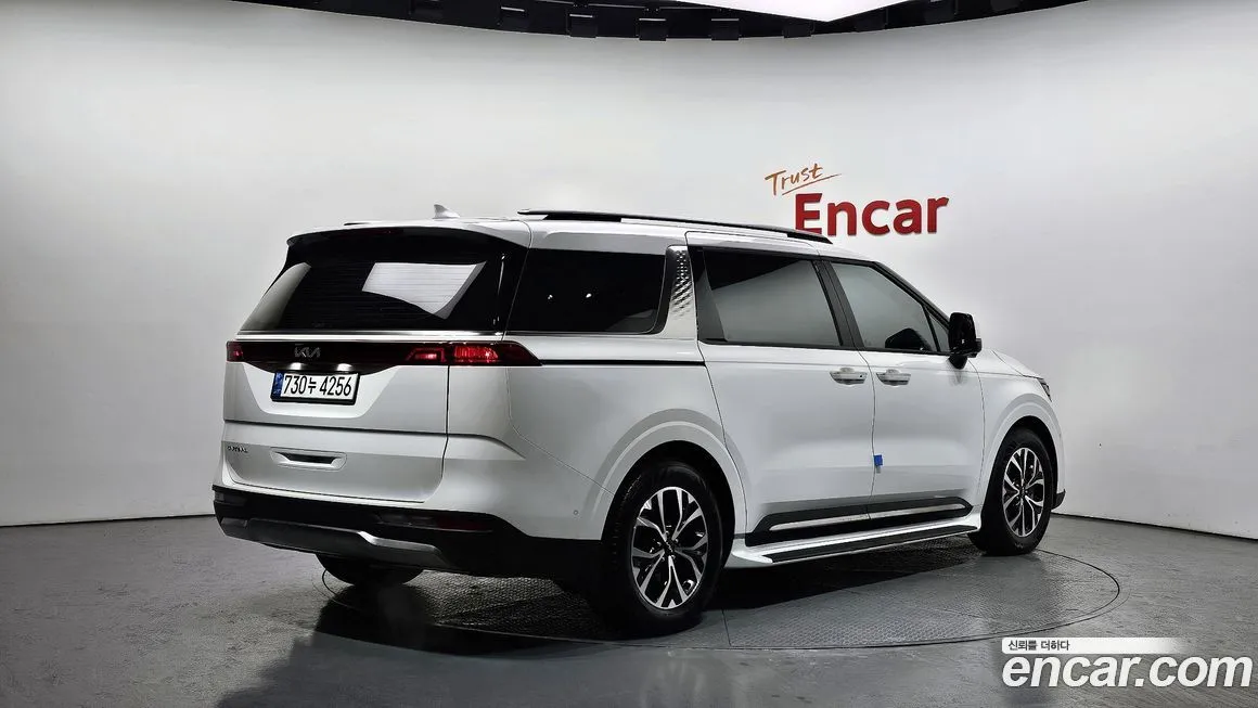 Kia Carnival 2023 из KR, фото 4