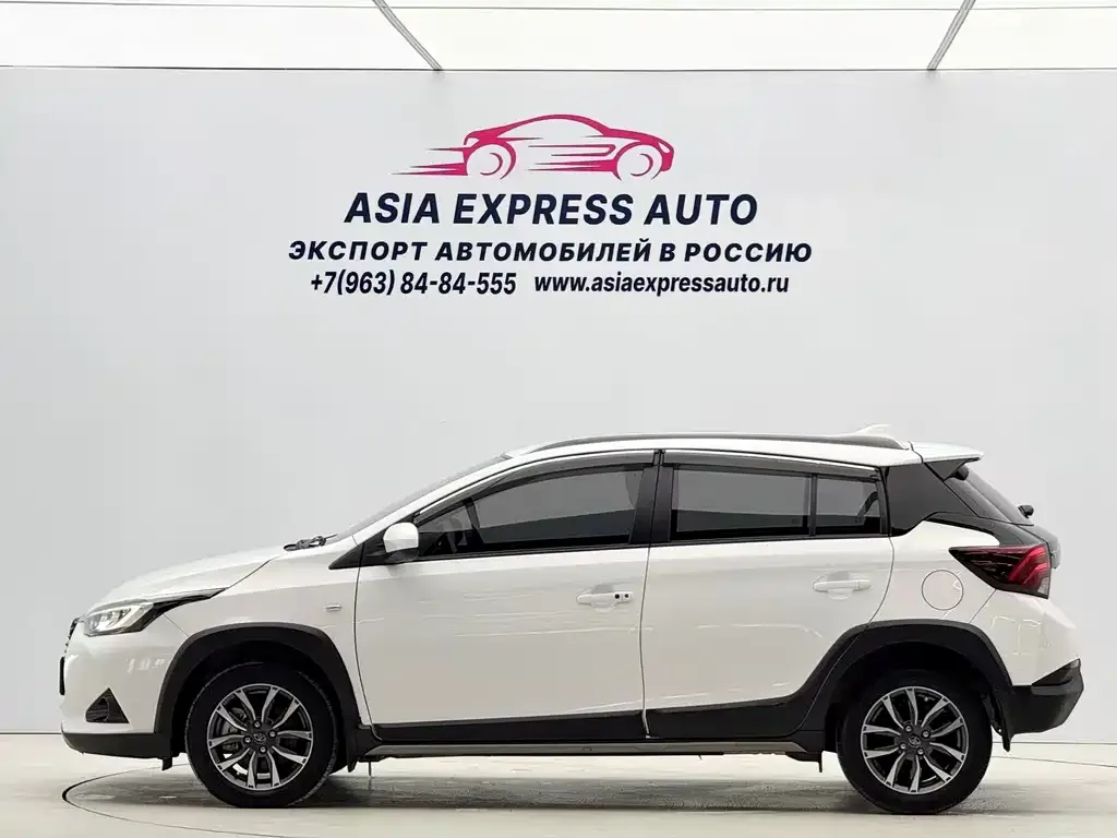 Toyota Yaris L 2023 из CN, фото 5