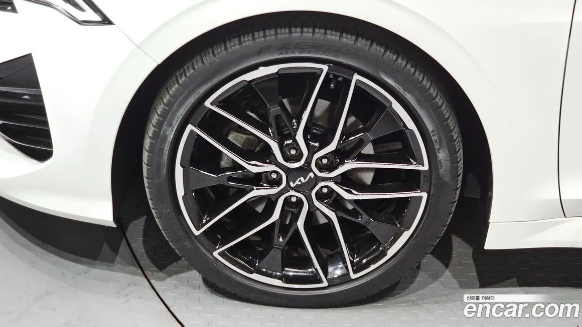 Kia K5 2023 из KR, фото 8